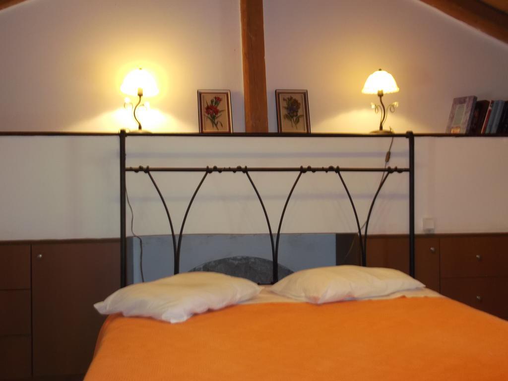 Sivros Stone Cottages エクステリア 写真